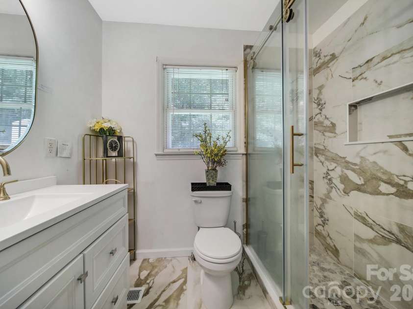2171 Emma Circle, Lancaster, SC 29720.  MLS# CAR4399588, YatesRealty ID 34638. 