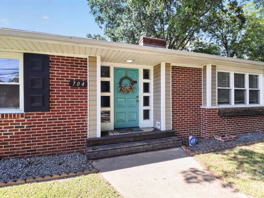 704 Lancaster Avenue, Monroe, NC 28112.  MLS# CAR4399672, YatesRealty ID 34639. 
