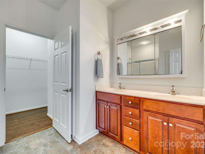 312 Garnet Court, Fort Mill, SC 29708.  MLS# CAR4204021, YatesRealty ID 3464. 