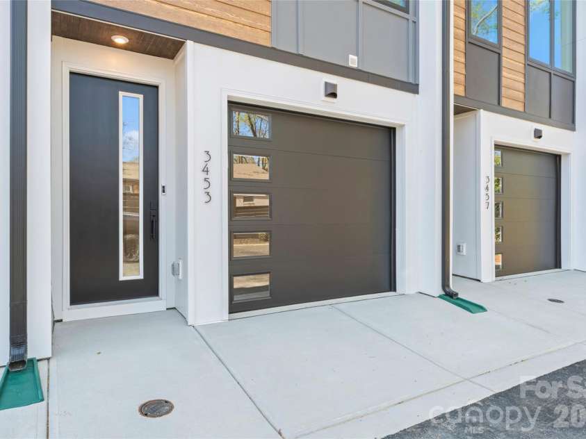 3453 Byrnes Street, Charlotte, NC 28205.  MLS# CAR4329263, YatesRealty ID 3464. Exterior
