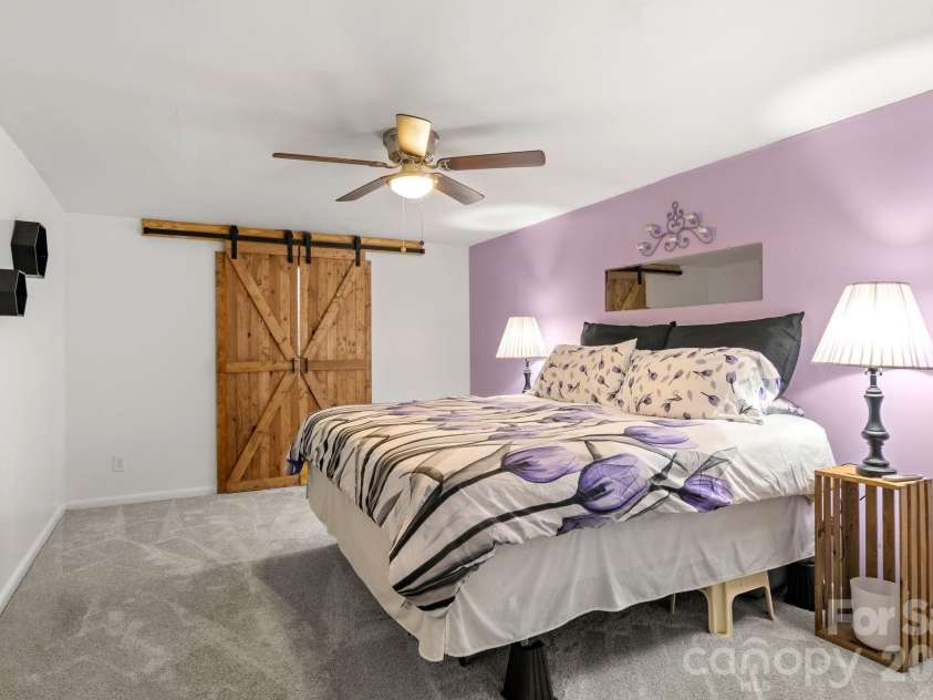 201 Peach Street, Shelby, NC 28150.  MLS# CAR4397946, YatesRealty ID 34640. 