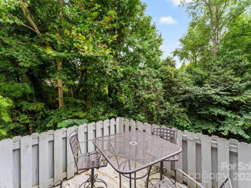 9614 Green Gable Court, Charlotte, NC 28270.  MLS# CAR4294341, YatesRealty ID 34640. 