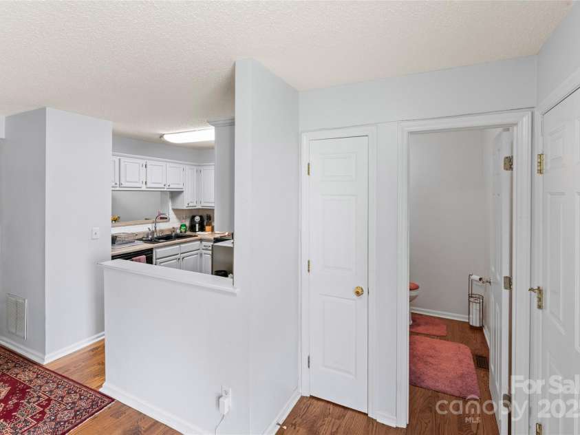 9614 Green Gable Court, Charlotte, NC 28270.  MLS# CAR4294341, YatesRealty ID 34640. 