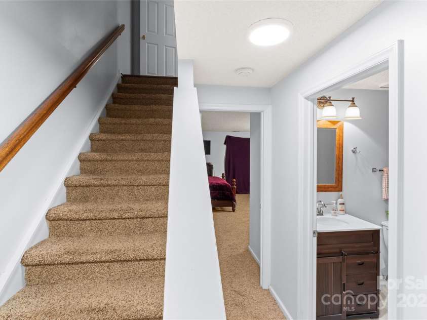 9614 Green Gable Court, Charlotte, NC 28270.  MLS# CAR4294341, YatesRealty ID 34640. 