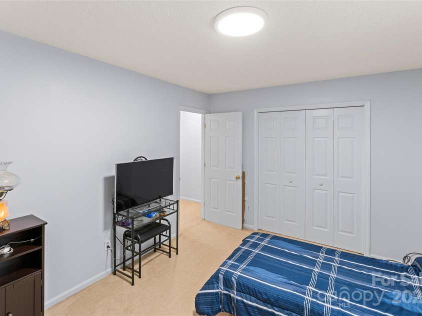 9614 Green Gable Court, Charlotte, NC 28270.  MLS# CAR4294341, YatesRealty ID 34640. 