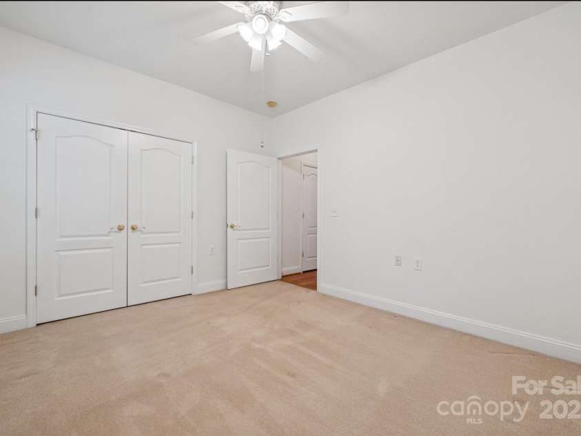 10011 Bishops Gate Boulevard, Pineville, NC 28134.  MLS# CAR4334475, YatesRealty ID 34641. 2nd bedroom