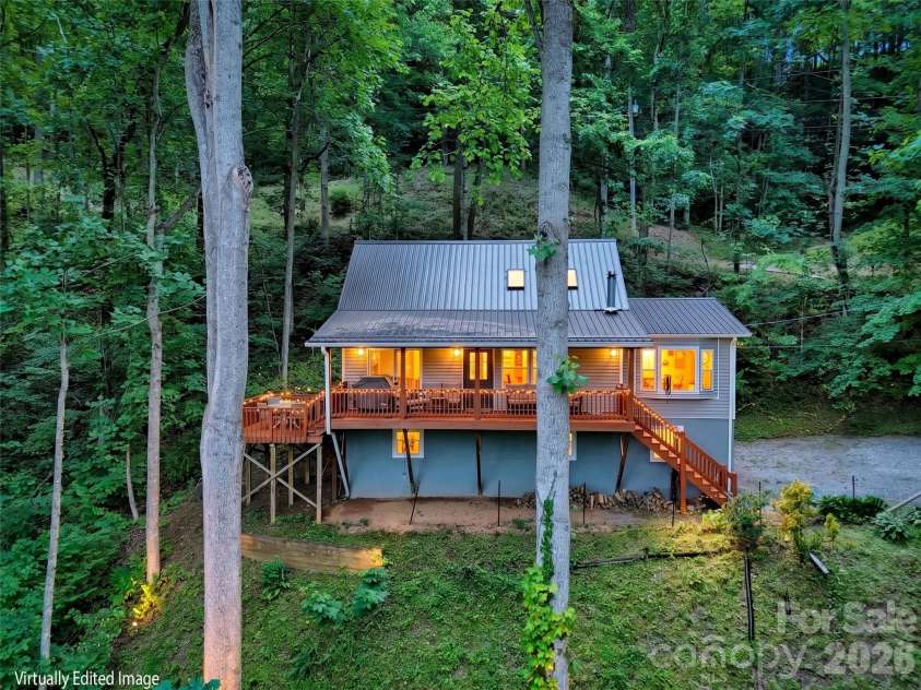 245 Greenview Drive, Maggie Valley, NC 28751.  MLS# CAR4397878, YatesRealty ID 34641. 