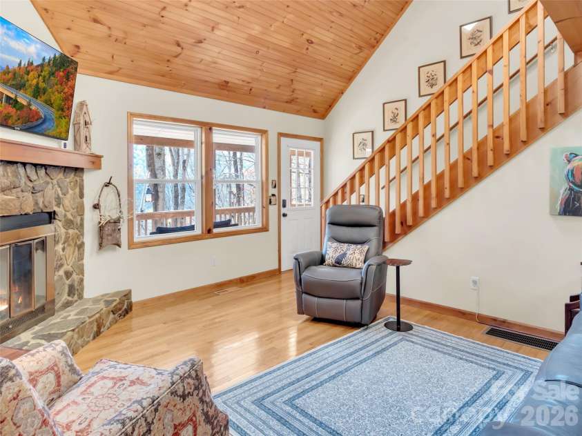 245 Greenview Drive, Maggie Valley, NC 28751.  MLS# CAR4397878, YatesRealty ID 34641. 