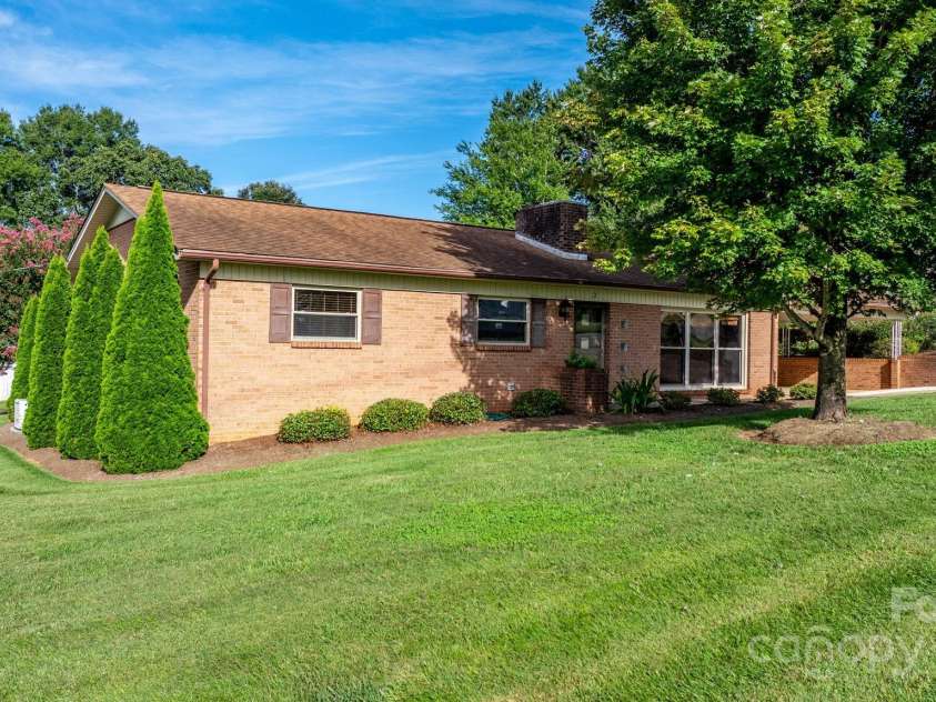 12 Woods Drive, Granite Falls, NC 28630.  MLS# CAR4296055, YatesRealty ID 34642. 