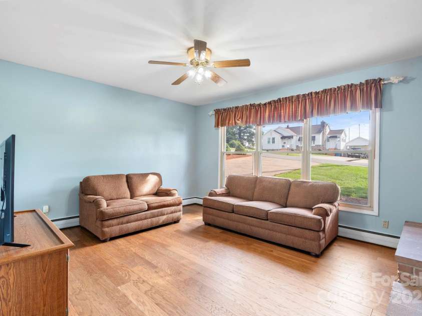 12 Woods Drive, Granite Falls, NC 28630.  MLS# CAR4296055, YatesRealty ID 34642. 