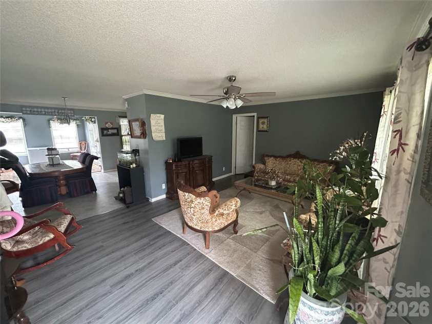 1617 Ruby Road, Hartsville, SC 29550.  MLS# CAR4396167, YatesRealty ID 34642. 