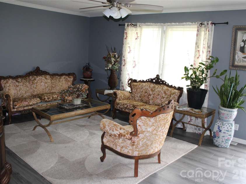 1617 Ruby Road, Hartsville, SC 29550.  MLS# CAR4396167, YatesRealty ID 34642. 
