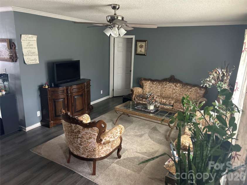 1617 Ruby Road, Hartsville, SC 29550.  MLS# CAR4396167, YatesRealty ID 34642. 