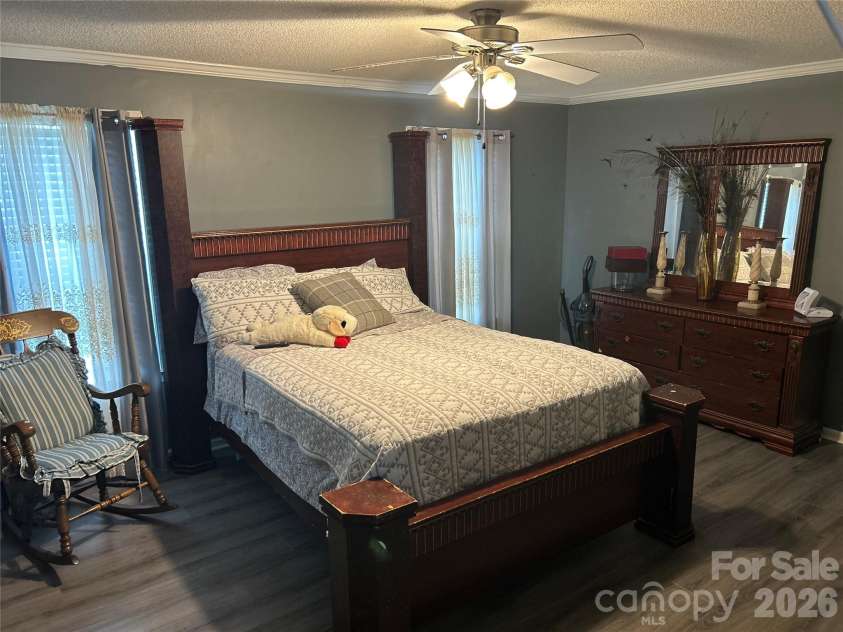 1617 Ruby Road, Hartsville, SC 29550.  MLS# CAR4396167, YatesRealty ID 34642. 