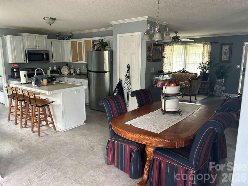 1617 Ruby Road, Hartsville, SC 29550.  MLS# CAR4396167, YatesRealty ID 34642. 