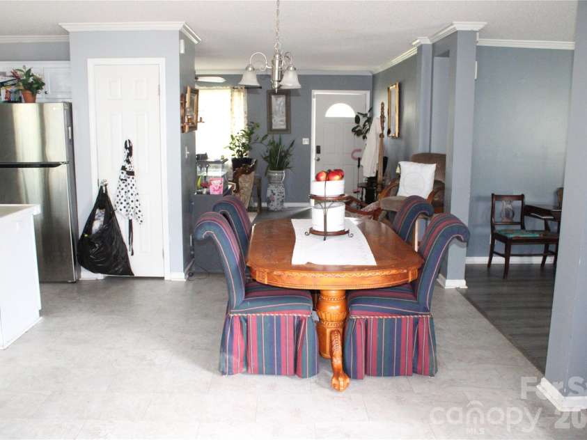 1617 Ruby Road, Hartsville, SC 29550.  MLS# CAR4396167, YatesRealty ID 34642. 