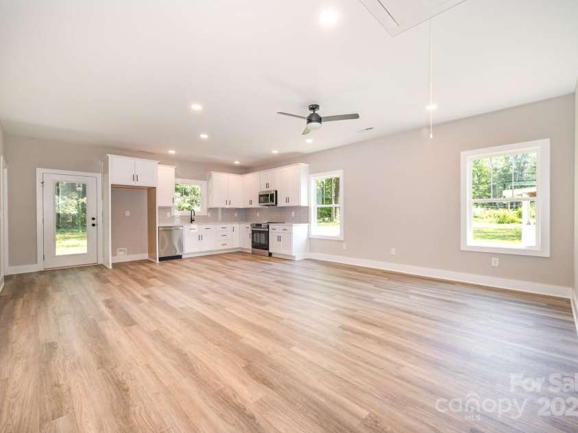 237 Hall Street, Salisbury, NC 28144.  MLS# CAR4296155, YatesRealty ID 34643. 