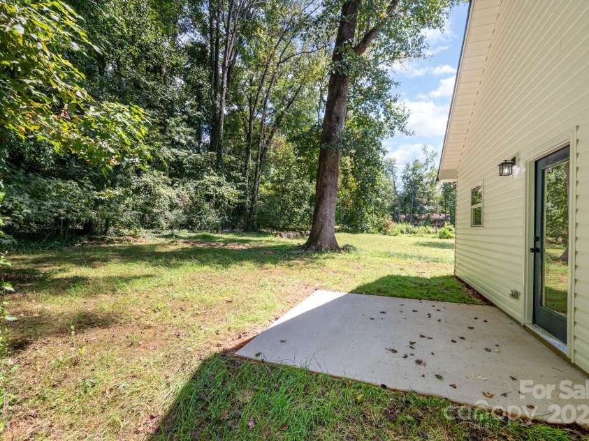 237 Hall Street, Salisbury, NC 28144.  MLS# CAR4296155, YatesRealty ID 34643. 