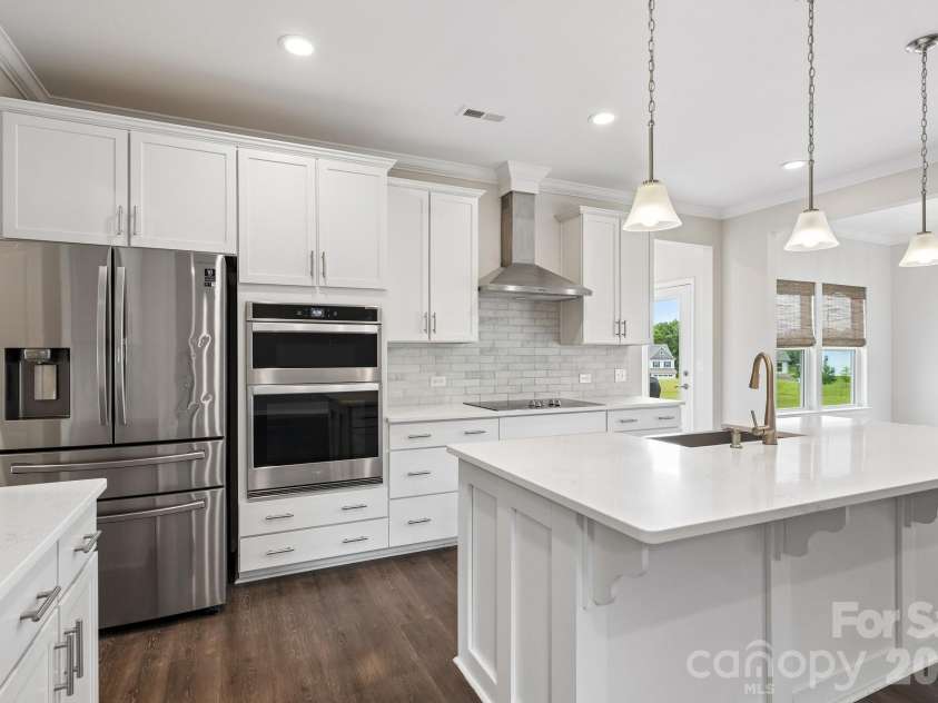 7674 Fenn Way, Fort Mill, SC 29707.  MLS# CAR4396473, YatesRealty ID 34643. 