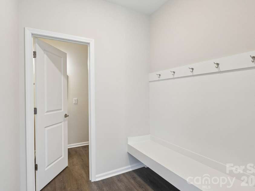 7674 Fenn Way, Fort Mill, SC 29707.  MLS# CAR4396473, YatesRealty ID 34643. 
