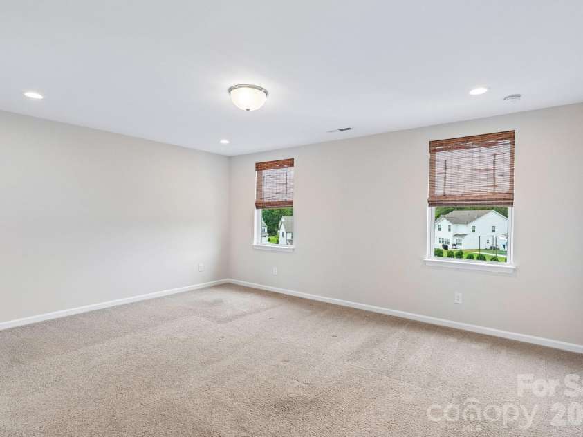 7674 Fenn Way, Fort Mill, SC 29707.  MLS# CAR4396473, YatesRealty ID 34643. 