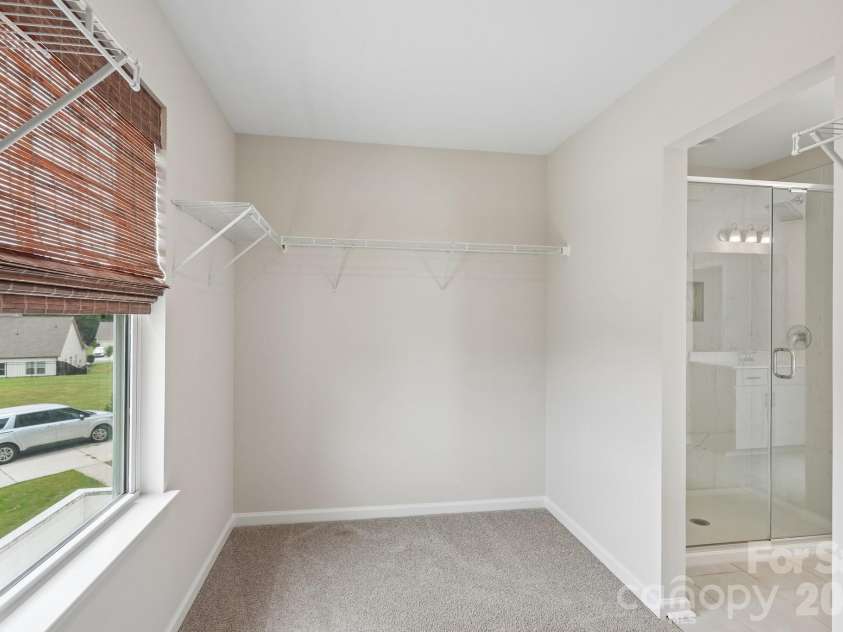 7674 Fenn Way, Fort Mill, SC 29707.  MLS# CAR4396473, YatesRealty ID 34643. 