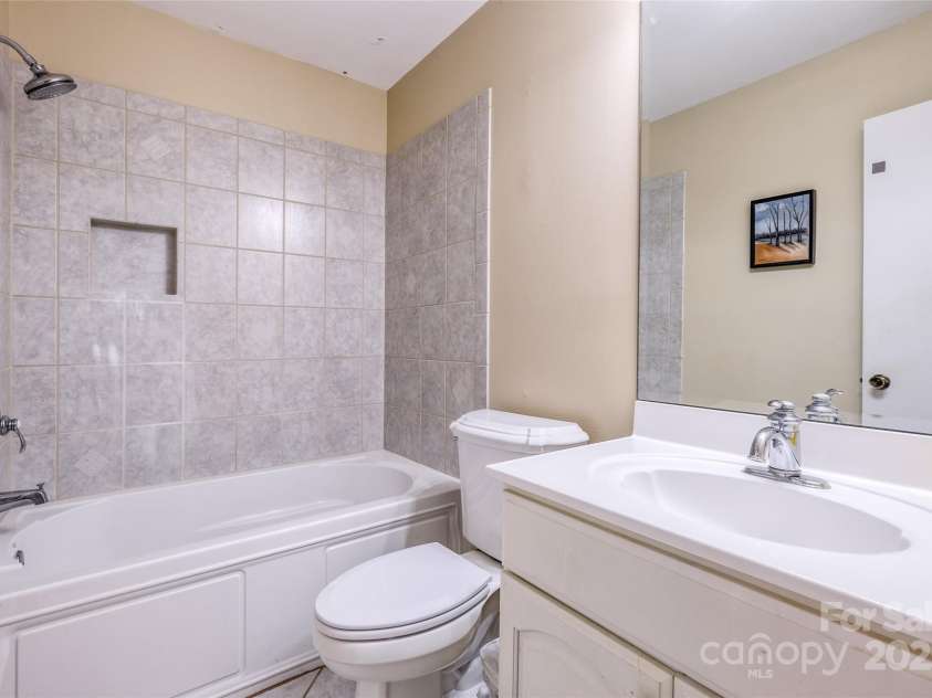 6010 Rexwood Place, Charlotte, NC 28210.  MLS# CAR4295540, YatesRealty ID 34644. 
