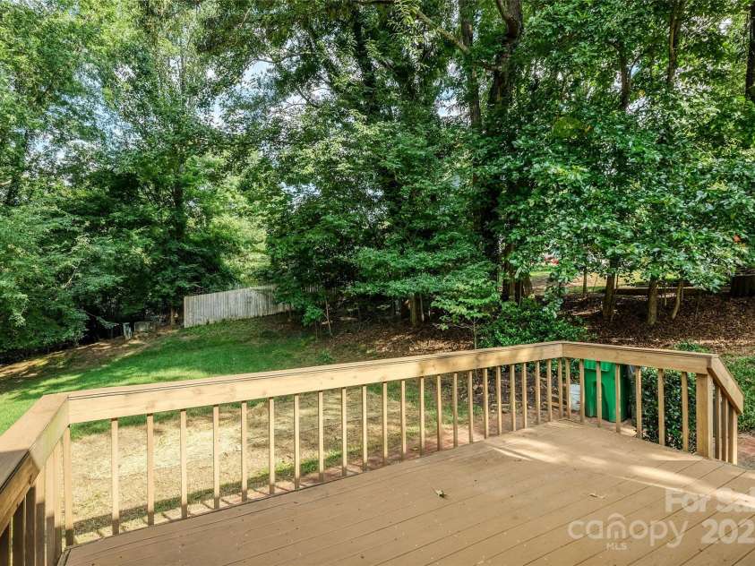 6010 Rexwood Place, Charlotte, NC 28210.  MLS# CAR4295540, YatesRealty ID 34644. 