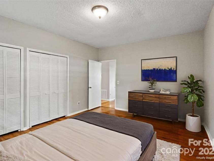 29 Seventh Street, York, SC 29745.  MLS# CAR4333315, YatesRealty ID 34645. 