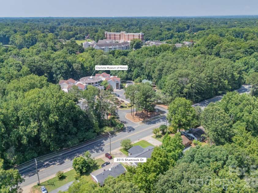 3515 Shamrock Drive, Charlotte, NC 28215.  MLS# CAR4367453, YatesRealty ID 34646. 