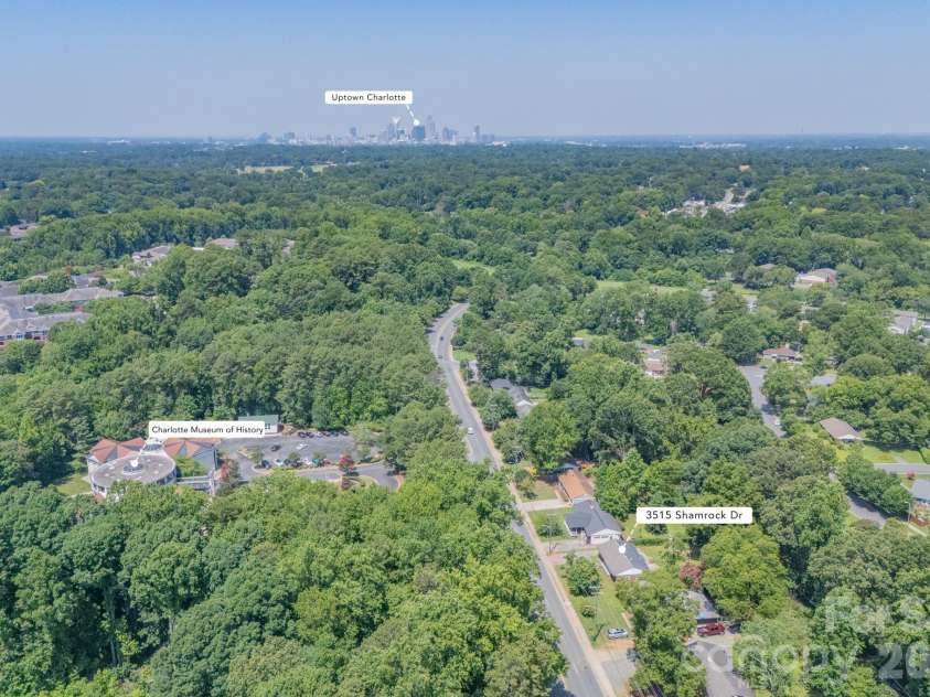 3515 Shamrock Drive, Charlotte, NC 28215.  MLS# CAR4367453, YatesRealty ID 34646. 