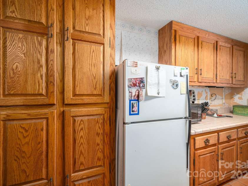 3323 Sadler Road, Alexis, NC 28006.  MLS# CAR4294283, YatesRealty ID 34647. 