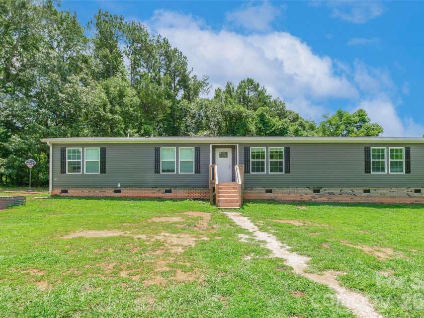2541 Rocky Creek Road, Chester, SC 29706.  MLS# CAR4395237, YatesRealty ID 34648. 