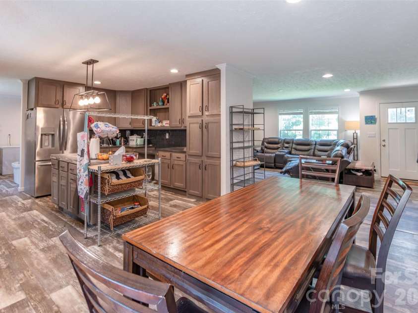 2541 Rocky Creek Road, Chester, SC 29706.  MLS# CAR4395237, YatesRealty ID 34648. 