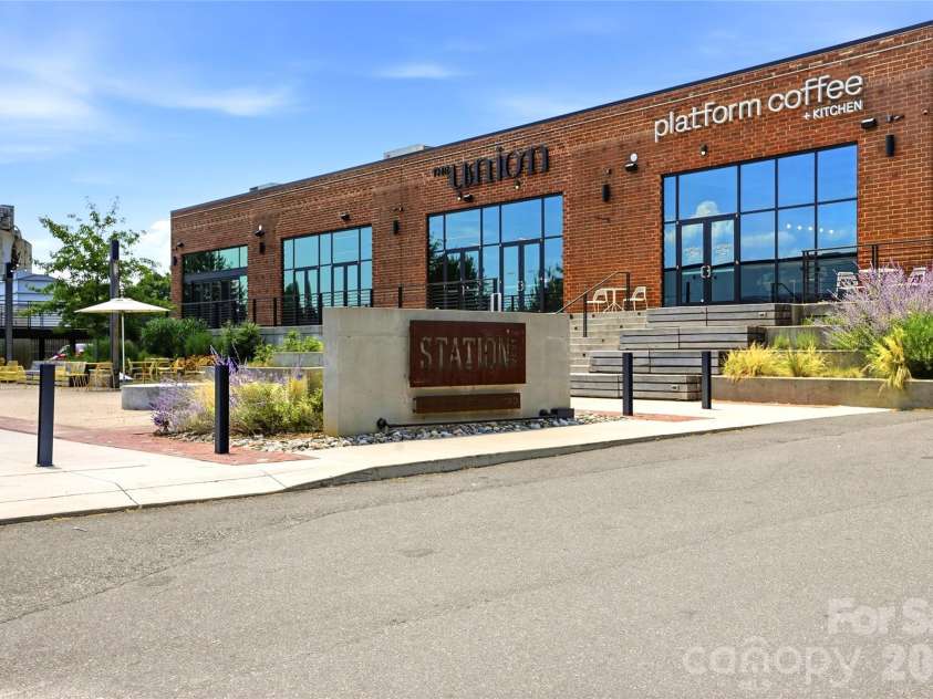 1411/1413 4th Street, Charlotte, NC 28208.  MLS# CAR4394639, YatesRealty ID 34649. 