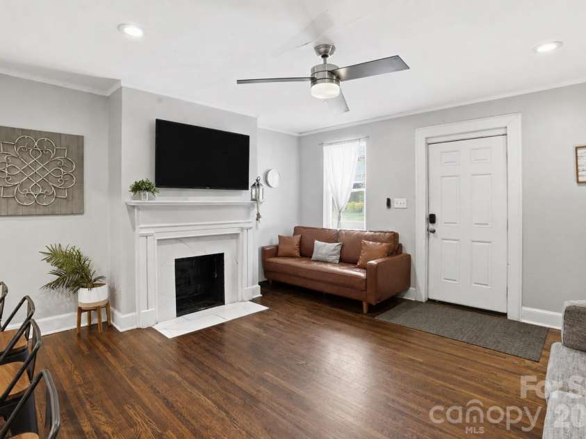 1411/1413 4th Street, Charlotte, NC 28208.  MLS# CAR4394639, YatesRealty ID 34649. 