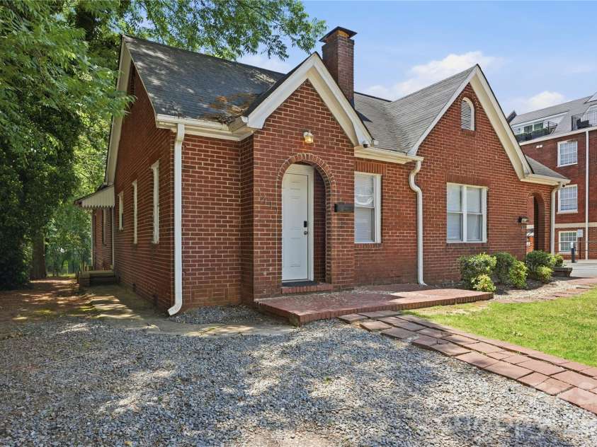 1411/1413 4th Street, Charlotte, NC 28208.  MLS# CAR4394859, YatesRealty ID 34649. 