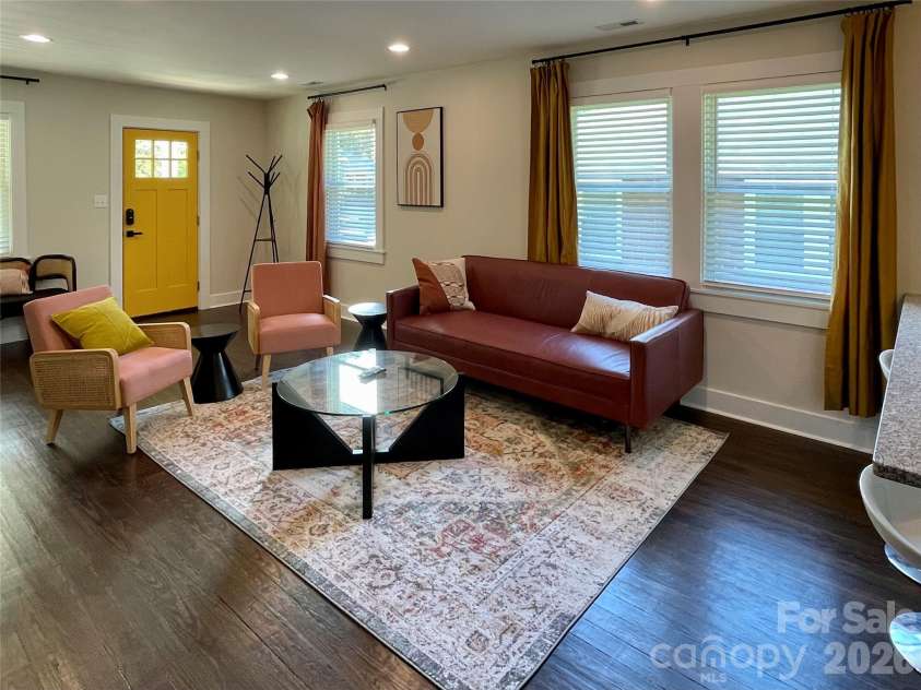 115 Powell Street, Swannanoa, NC 28778.  MLS# CAR4339812, YatesRealty ID 34650. 