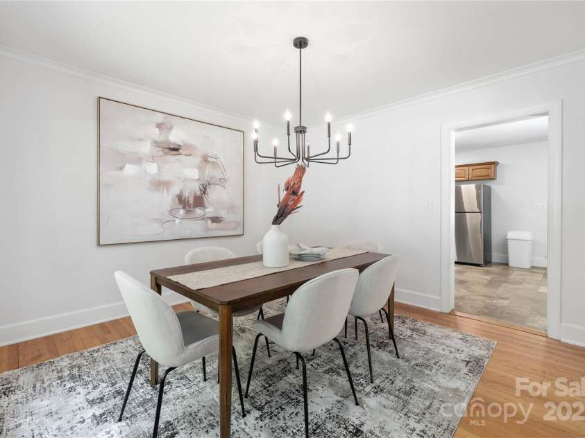 4742 Emory Lane, Charlotte, NC 28211.  MLS# CAR4271351, YatesRealty ID 34653. Dining Room