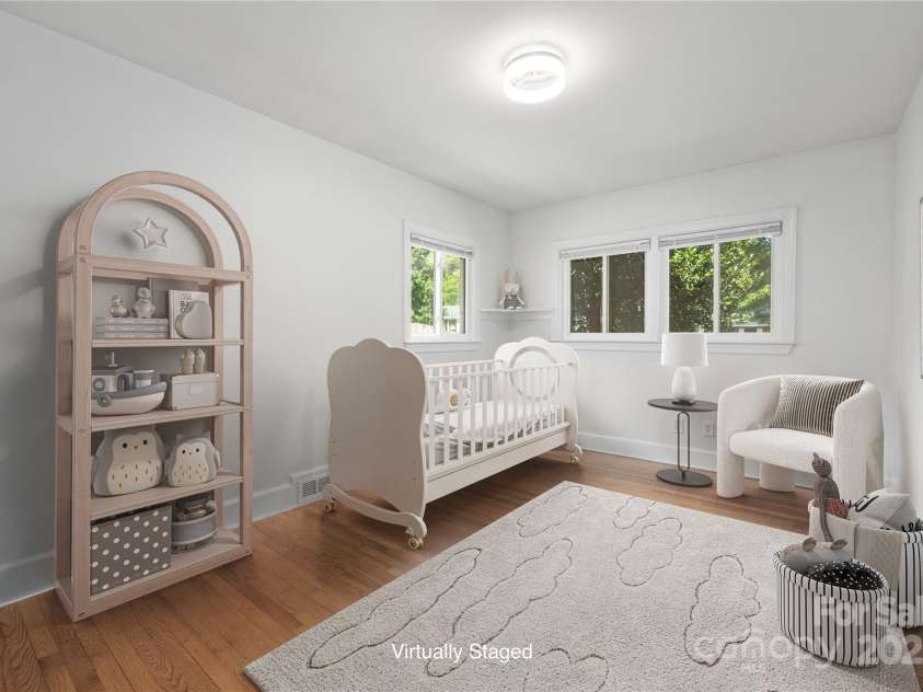 4742 Emory Lane, Charlotte, NC 28211.  MLS# CAR4271351, YatesRealty ID 34653. Virtually staged Bedroom 3