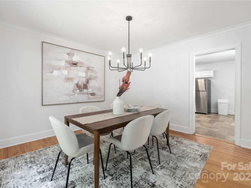 4742 Emory Lane, Charlotte, NC 28211.  MLS# CAR4312818, YatesRealty ID 34653. 