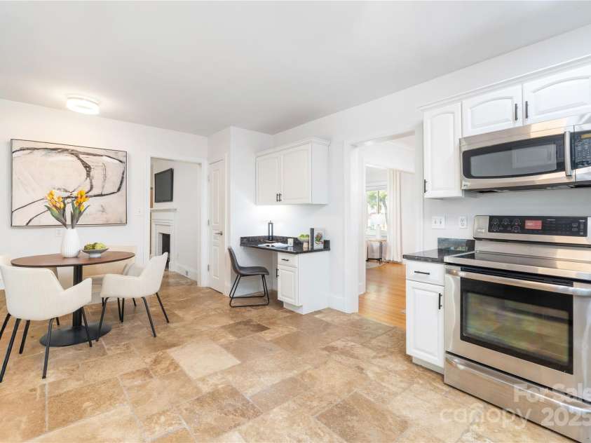 4742 Emory Lane, Charlotte, NC 28211.  MLS# CAR4312818, YatesRealty ID 34653. 