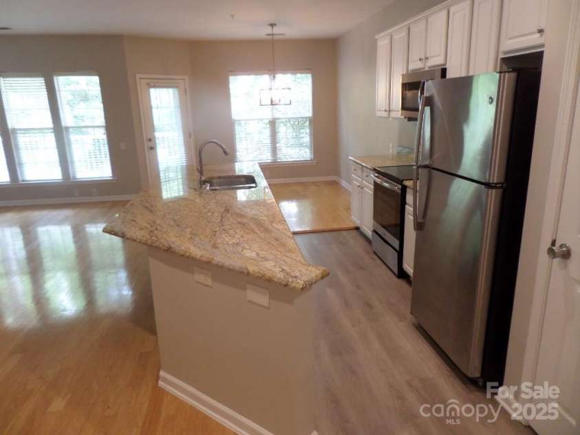 3224 Margellina Drive, Charlotte, NC 28210.  MLS# CAR4279478, YatesRealty ID 34654. 