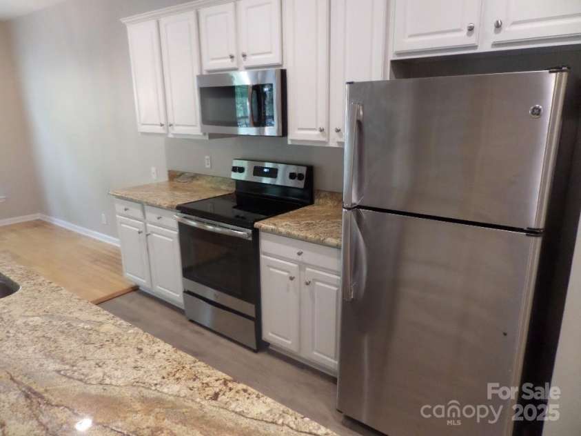 3224 Margellina Drive, Charlotte, NC 28210.  MLS# CAR4279478, YatesRealty ID 34654. 