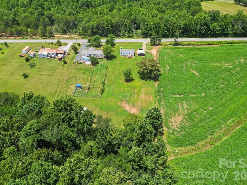 7439 US 64 Highway, Morganton, NC 28655.  MLS# CAR4399772, YatesRealty ID 34654. 
