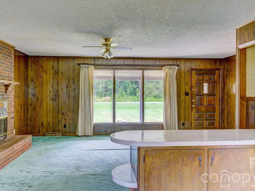 3641 Tryon Courthouse Road, Cherryville, NC 28021.  MLS# CAR4398519, YatesRealty ID 34655. Kitchen