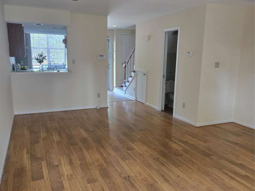 2954 Iron Gate Lane, Charlotte, NC 28212.  MLS# CAR4396954, YatesRealty ID 34657. 