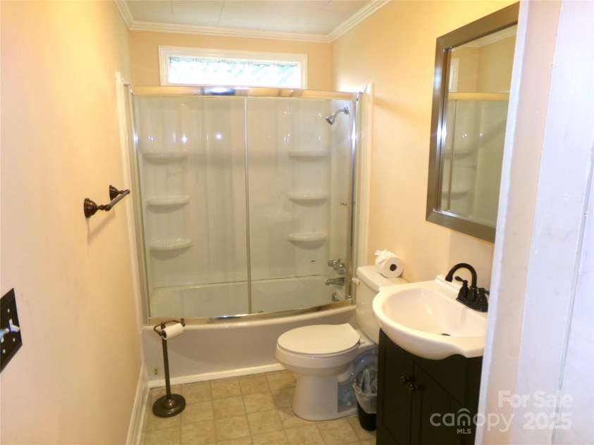 306 Dunlap Street, Albemarle, NC 28001.  MLS# CAR4296716, YatesRealty ID 34659. 