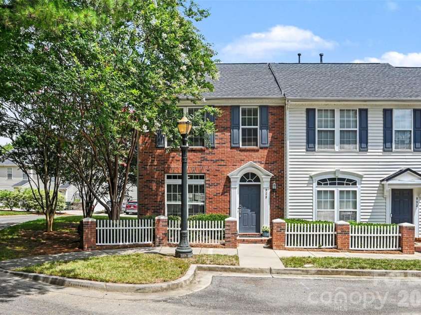 929 Coolsprings Lane, Rock Hill, SC 29730.  MLS# CAR4398665, YatesRealty ID 34659. 