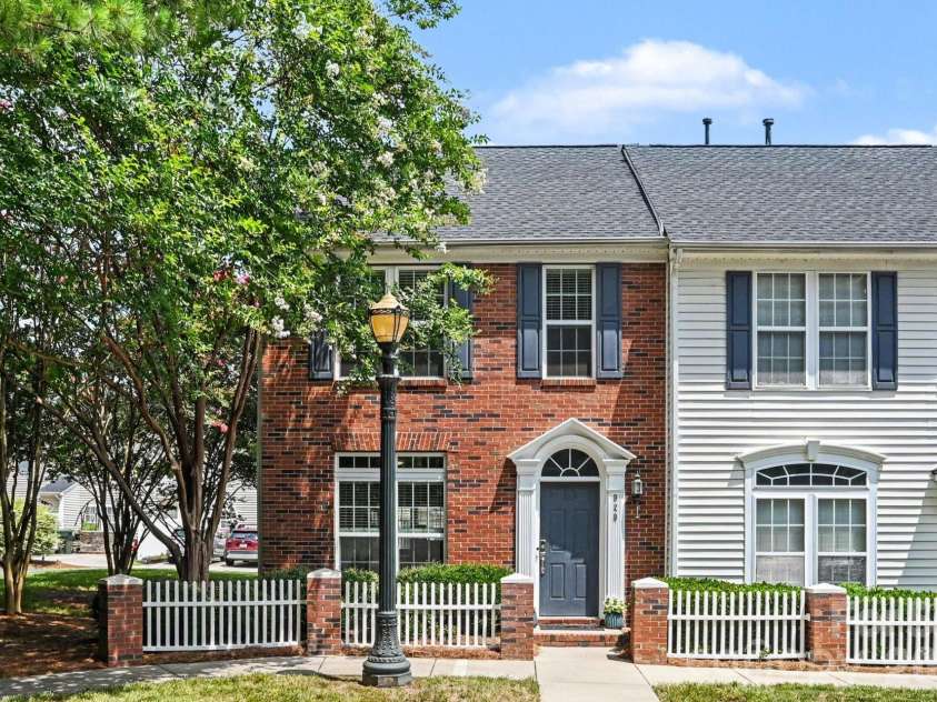 929 Coolsprings Lane, Rock Hill, SC 29730.  MLS# CAR4398665, YatesRealty ID 34659. 